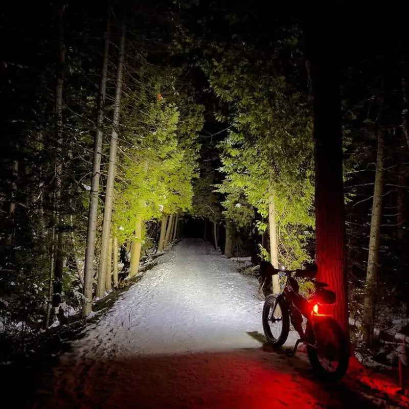 Top Bike Lights for Long Rides: Go the Distance with the Best Run Times