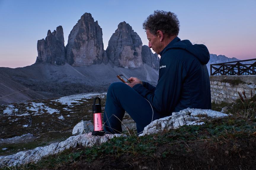 Lanterns: Rechargeable vs. AA/AAA Batteries - Illuminating the Best Choice