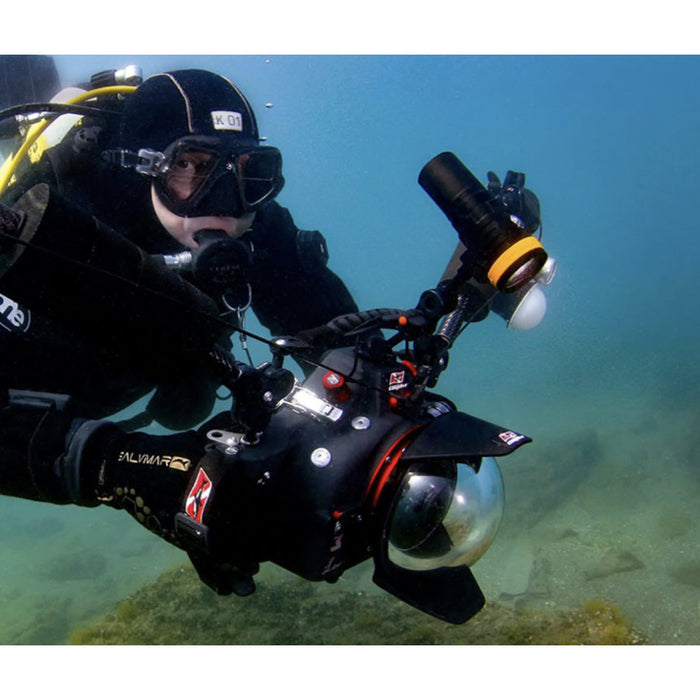 OrcaTorch D910V Rechargeable High CRI Underwater Videography Dive Torch - 5000 Lumens, 150 Metres Diving Depth