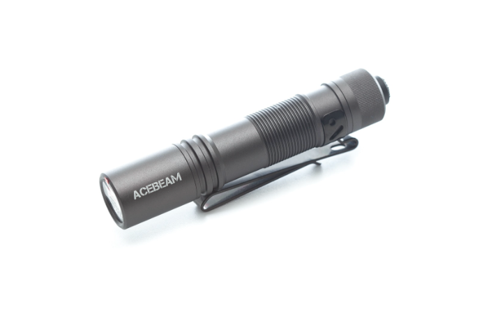 AceBeam Pokelit 550 Lumen AA EDC Pocket Torch